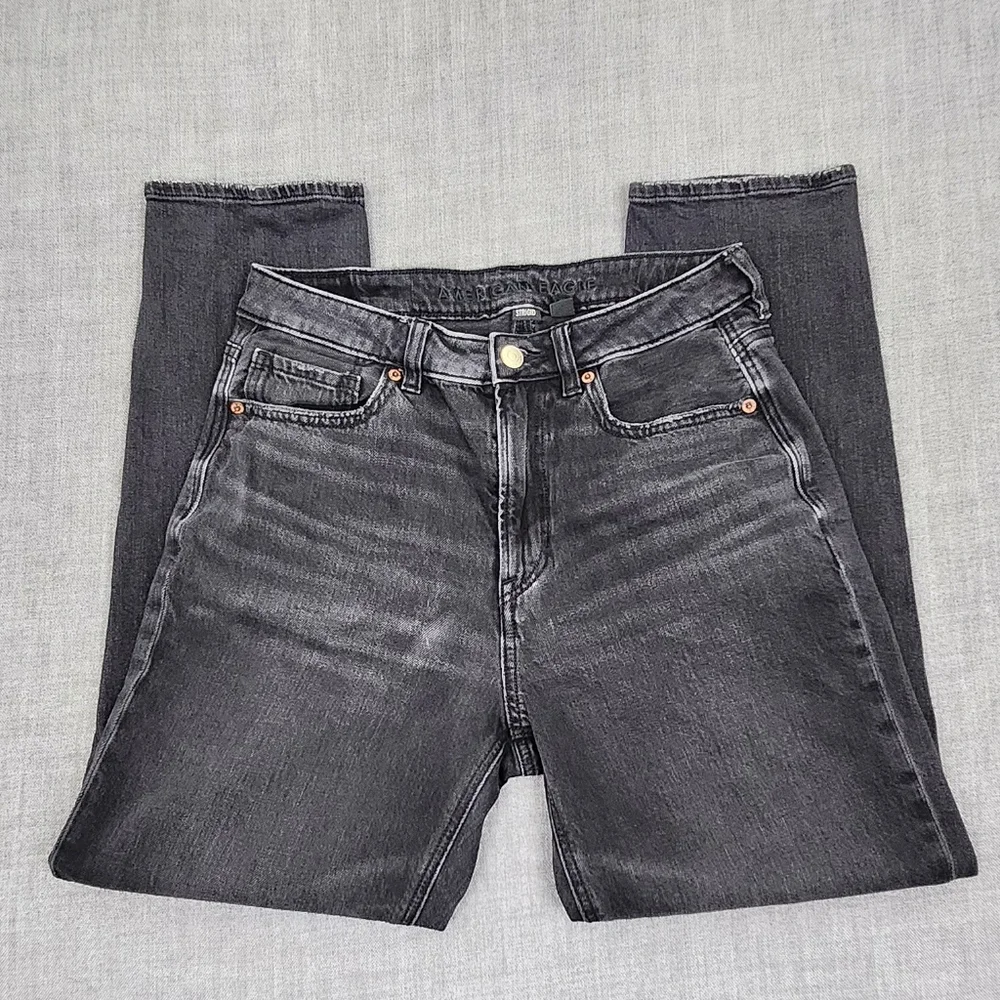 American Eagle Black & Grey Distressed Style Straight Leg Denim Jeans. 6 Short. - Picture 3 of 10